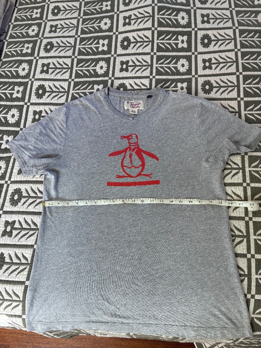 Penguin cotton tshirt S